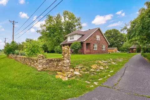 Exterior - 7810 State Highway 14, Sparta, MO 65753 photo 3 of 9