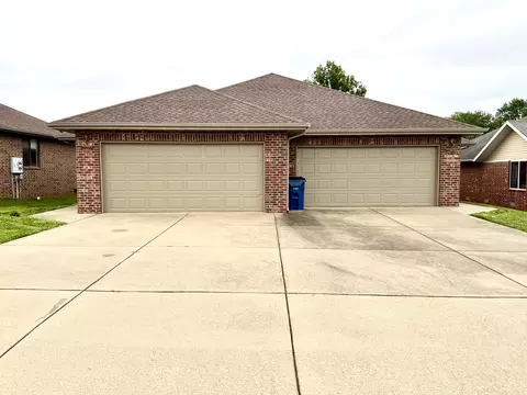 4034 S Fort Ave, Springfield, MO 65807