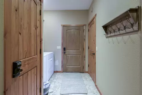 Entry Way - 25318 Riverside Ln, Shell Knob, MO 65747 photo 1 of 1