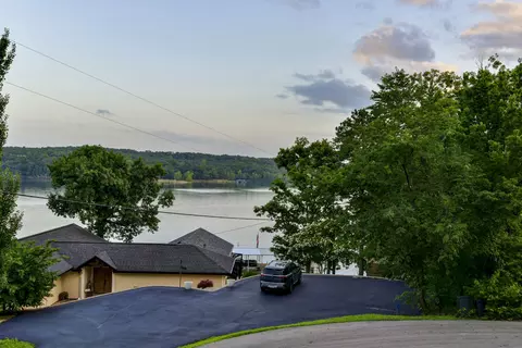 Exterior - 25318 Riverside Ln, Shell Knob, MO 65747 photo 3 of 9