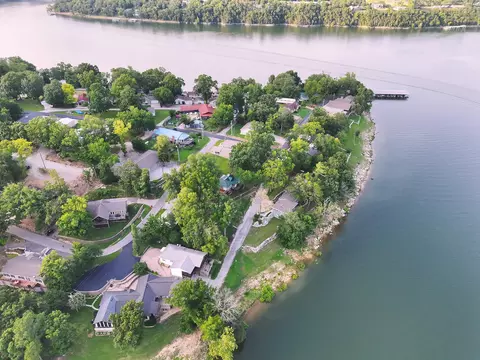 View/Area - 25318 Riverside Ln, Shell Knob, MO 65747 photo 12 of 18