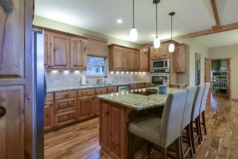 Kitchen - 25318 Riverside Ln, Shell Knob, MO 65747 photo 1 of 4