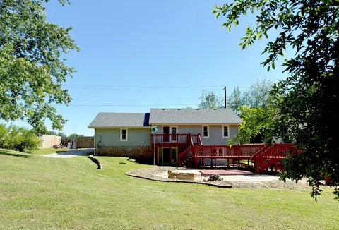 Exterior - 1509 E Hartley St, Ozark, MO 65721 photo 13 of 16
