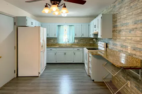 Kitchen - 1509 E Hartley St, Ozark, MO 65721 photo 2 of 2
