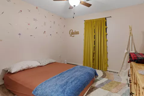 Bedroom - 296 298 Forest Ln, Branson, MO 65616 photo 6 of 6