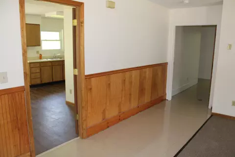 Entry Way - 3110 S Lakeside Ave, Springfield, MO 65804 photo 1 of 5