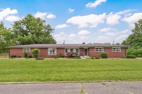 635 Valley View Dr, Mount Vernon, MO 65712