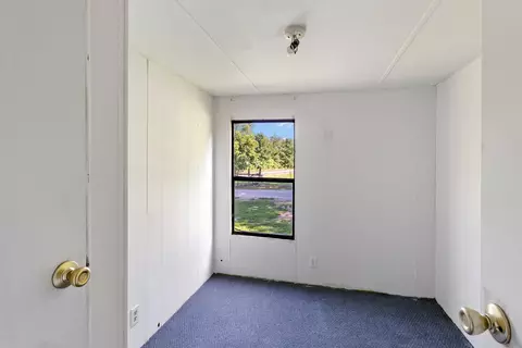 Bedroom - 101 Snooks Rd, Exeter, MO 65647 photo 2 of 2