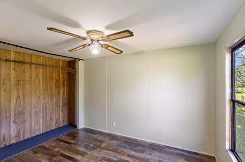 Bedroom - 101 Snooks Rd, Exeter, MO 65647 photo 1 of 2