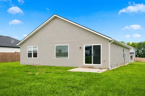 Exterior - 558 S Abigail Ave, Republic, MO 65738 photo 8 of 11
