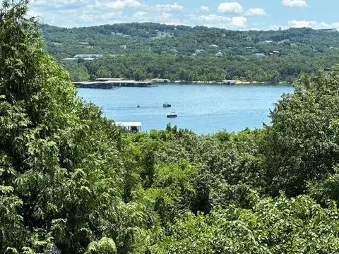 24 Village Trl #6, Branson, MO 65616