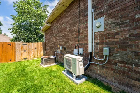 Exterior - 883 Dustin Ln, Nixa, MO 65714 photo 9 of 9