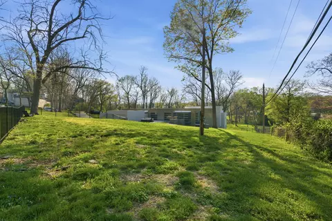 Exterior - 3023 E Inglewood Ct, Springfield, MO 65804 photo 17 of 33