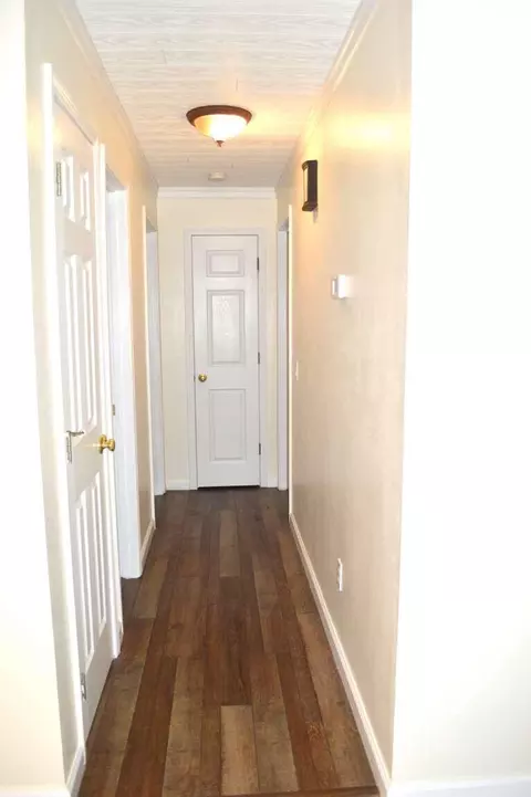 Entry Way - 267 Dickens Cir, Forsyth, MO 65653 photo 2 of 3