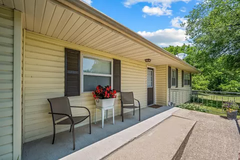 Exterior - 8675 S State Highway 5, Ava, MO 65608 photo 2 of 12