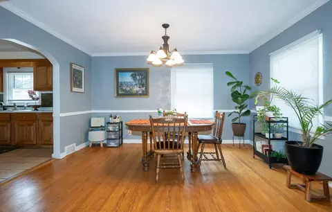 Dining - 1218 S National Ave, Springfield, MO 65804 photo 4 of 4