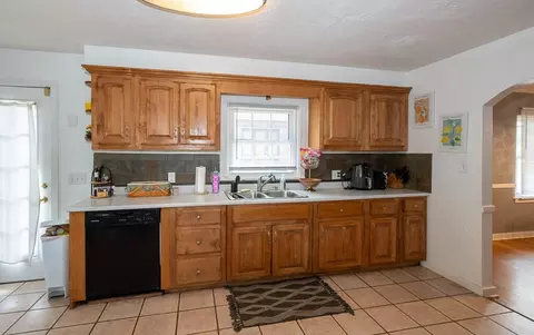 Kitchen - 1218 S National Ave, Springfield, MO 65804 photo 2 of 2