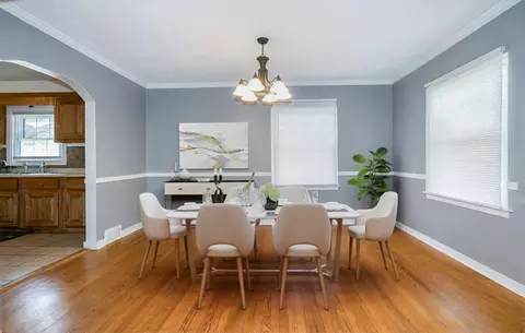 Dining - 1218 S National Ave, Springfield, MO 65804 photo 2 of 4