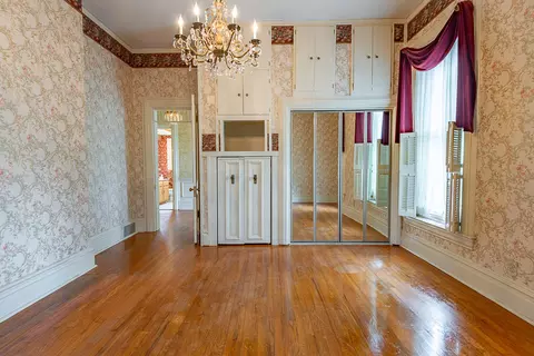 Bedroom - 625 South Ave, Springfield, MO 65806 photo 1 of 5