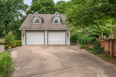 Exterior - 625 South Ave, Springfield, MO 65806 photo 12 of 23