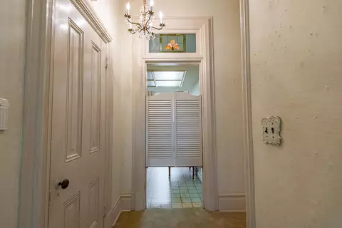 Entry Way - 625 South Ave, Springfield, MO 65806 photo 7 of 8