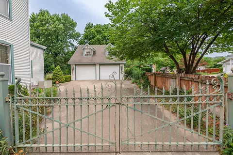 Exterior - 625 South Ave, Springfield, MO 65806 photo 5 of 23