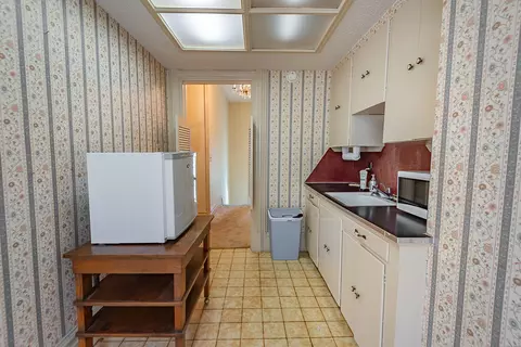 Kitchen - 625 South Ave, Springfield, MO 65806 photo 5 of 6
