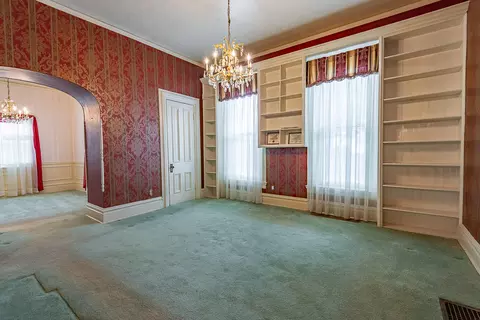 Dining - 625 South Ave, Springfield, MO 65806 photo 1 of 2
