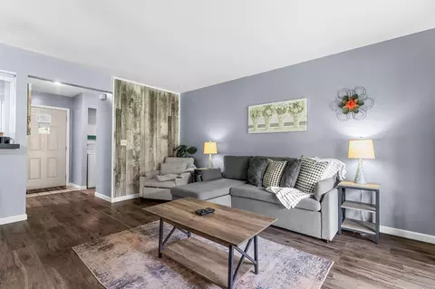 Living - 230 Turnberry Rd #1, Branson, MO 65616 photo 2 of 2