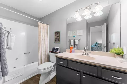Bath - 230 Turnberry Rd #1, Branson, MO 65616 photo 2 of 2