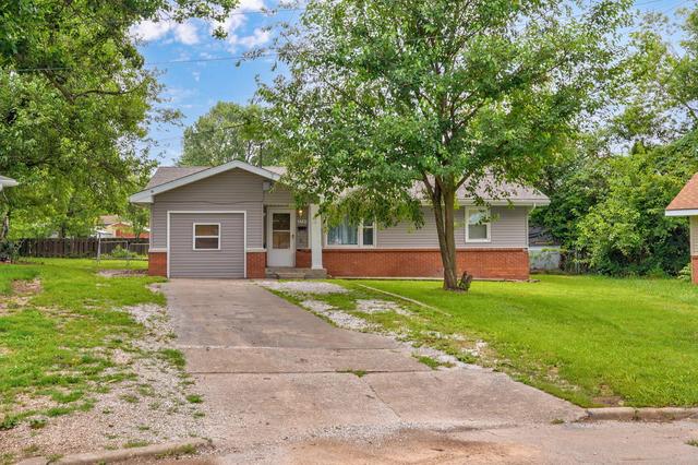 2724 N Franklin Ave, Springfield, MO 65803