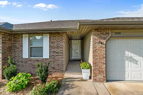 Exterior - 2030 E Charles St, Republic, MO 65738 photo 3 of 5
