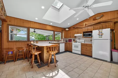 Kitchen - 226 Ledgestone Rd, Shell Knob, MO 65747 photo 1 of 1