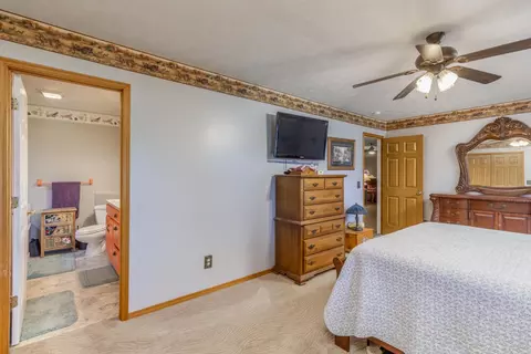 Bedroom - 235 Springfield Rd, Buffalo, MO 65622 photo 5 of 5