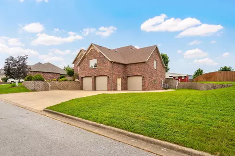 Exterior - 2001 N 7th Ave, Ozark, MO 65721 photo 2 of 14