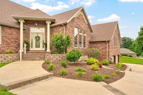 Exterior - 2001 N 7th Ave, Ozark, MO 65721 photo 5 of 14
