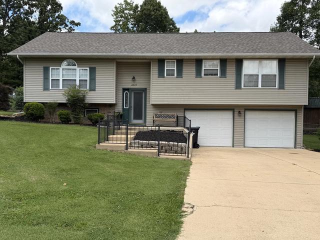 2519 Courtney Pl, West Plains, MO 65775
