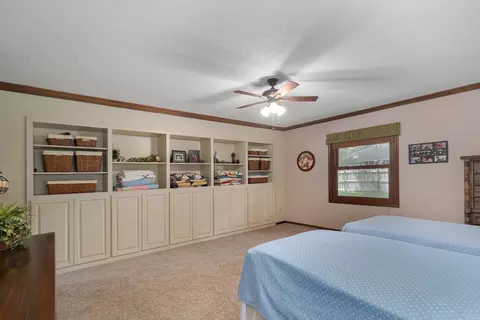 Bedroom - 1735 E Vincent Dr, Springfield, MO 65804 photo 1 of 3