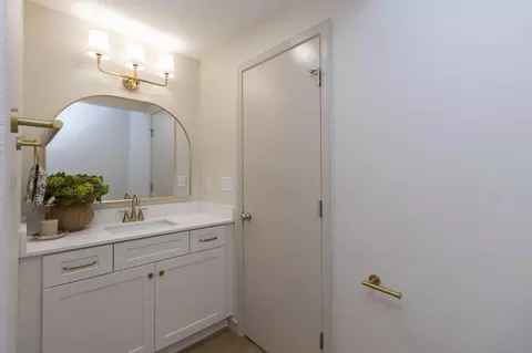 Bath - 1200 N Clifton Ave, Springfield, MO 65802 photo 5 of 5