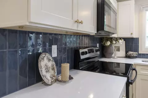 Kitchen - 1200 N Clifton Ave, Springfield, MO 65802 photo 8 of 11