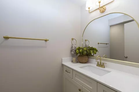 Bath - 1200 N Clifton Ave, Springfield, MO 65802 photo 3 of 5