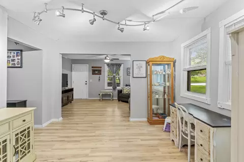 Entry Way - 1034 N Clay Ave, Springfield, MO 65802 photo 3 of 6