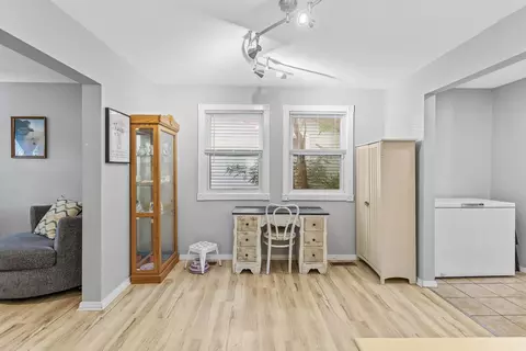 Entry Way - 1034 N Clay Ave, Springfield, MO 65802 photo 2 of 6