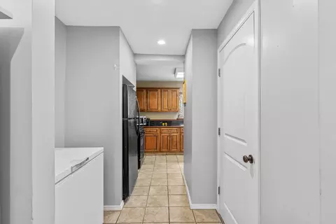 Entry Way - 1034 N Clay Ave, Springfield, MO 65802 photo 4 of 6