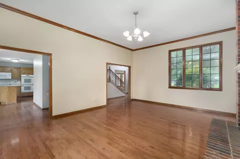 Living - 1506 Cody Rd, Nixa, MO 65714 photo 5 of 6