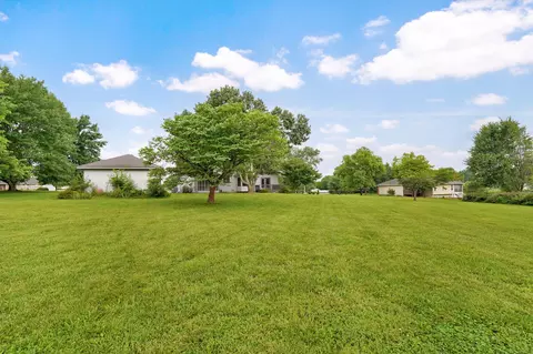 Exterior - 1506 Cody Rd, Nixa, MO 65714 photo 8 of 14