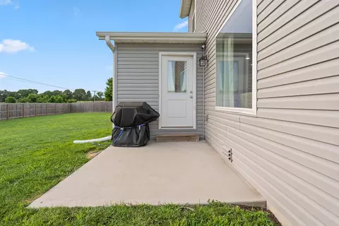 Exterior - 509 N Pine Leaf Rd, Nixa, MO 65714 photo 6 of 7
