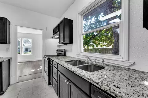 Kitchen - 1511 N Lyon Ave, Springfield, MO 65803 photo 3 of 3