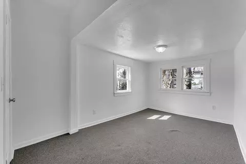 Bedroom - 1511 N Lyon Ave, Springfield, MO 65803 photo 2 of 6