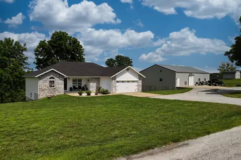 495 Bear Rdg, Highlandville, MO 65669